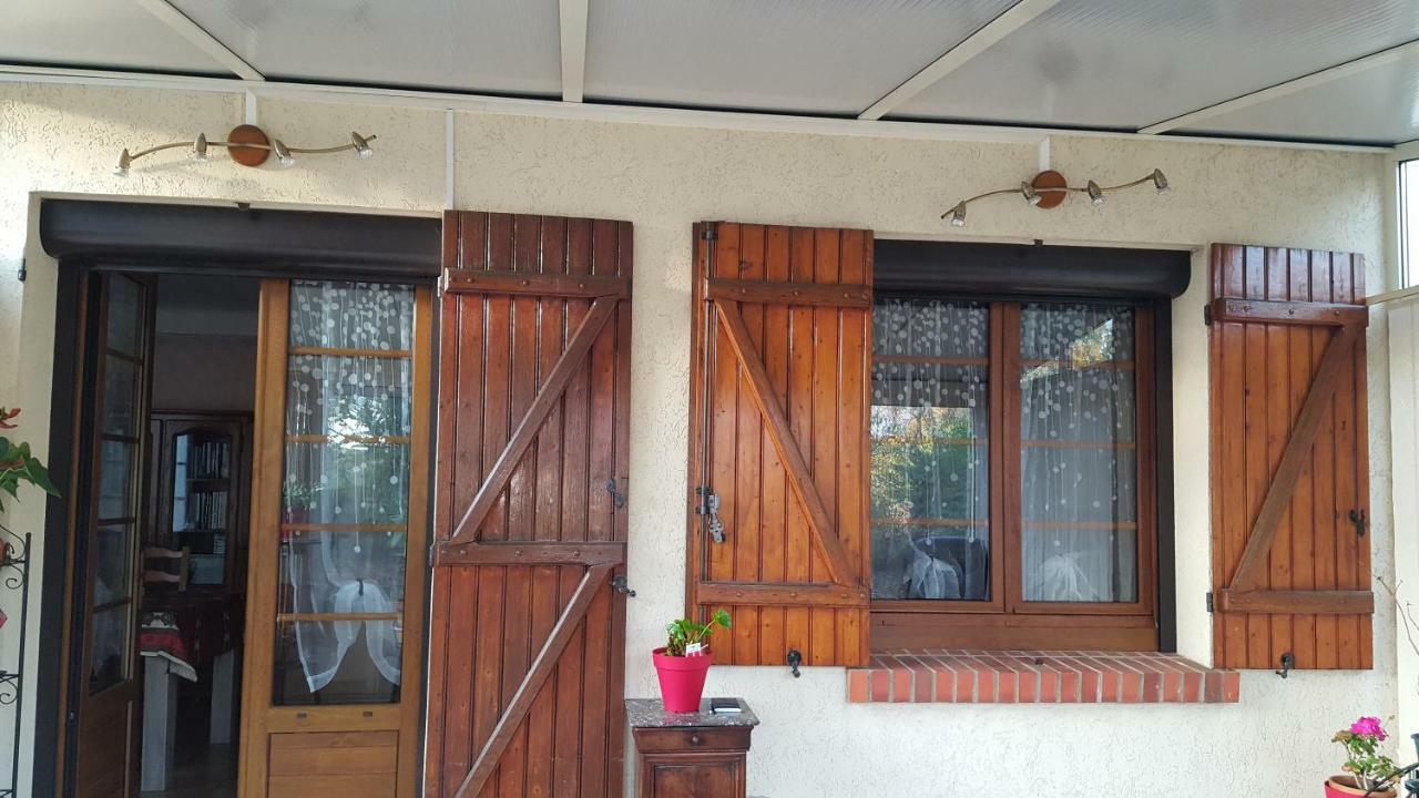 gite du luat Vert-en-Drouais Exterior foto